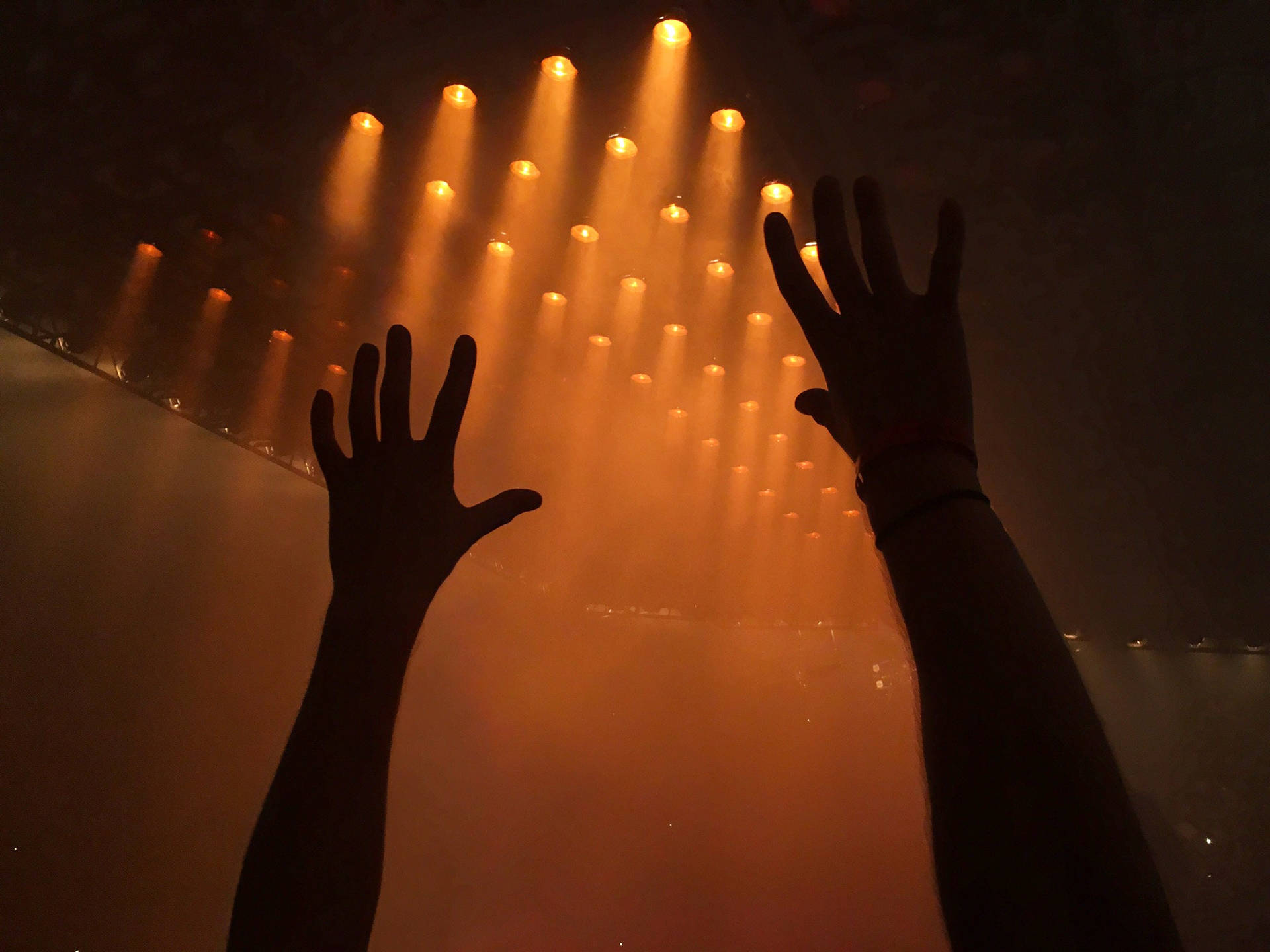Kanye West Saint Pablo Reaching Hands