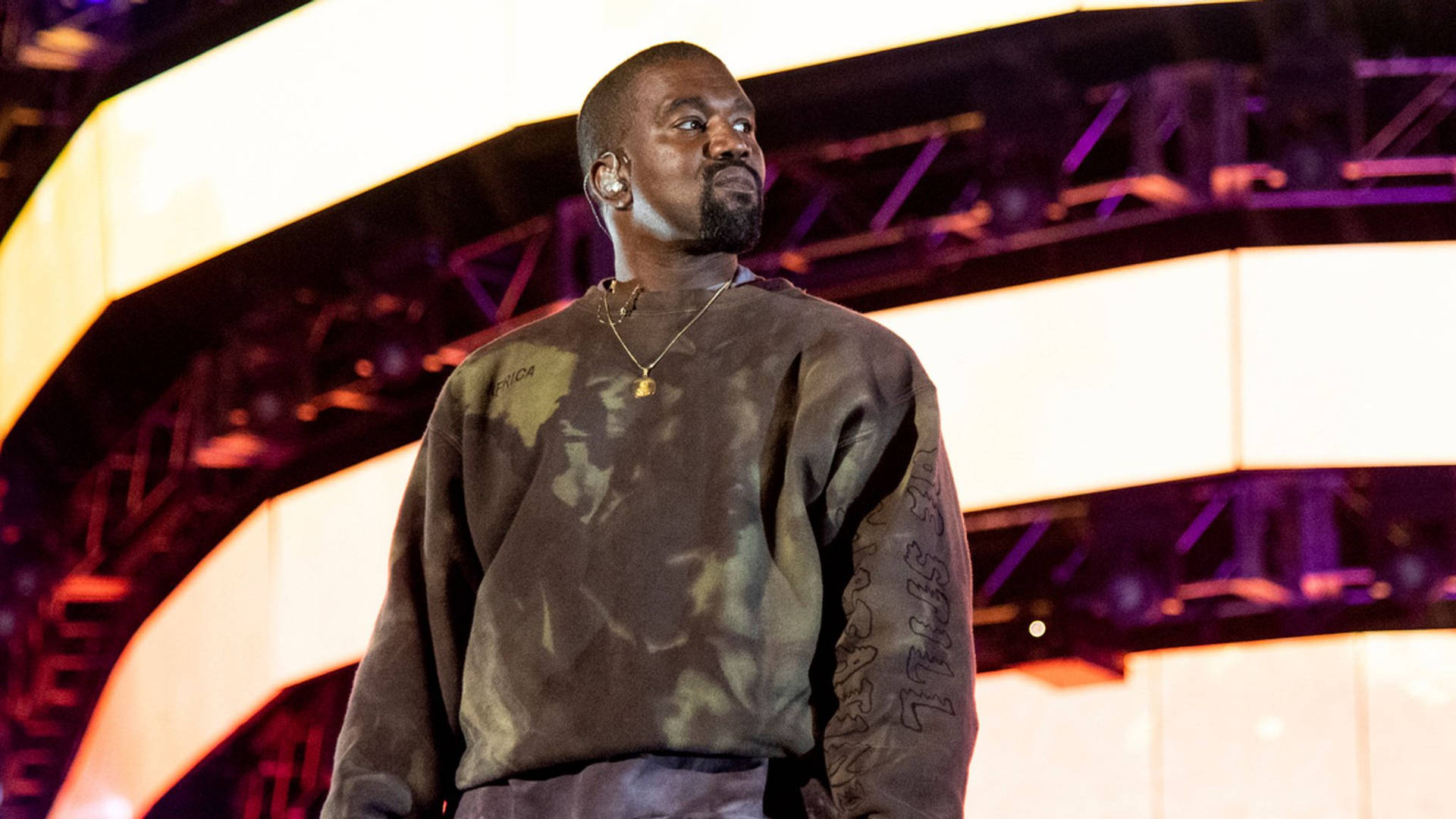 Kanye West Works On The Long-awaited Posthumous Album Of His Mother, Donda West