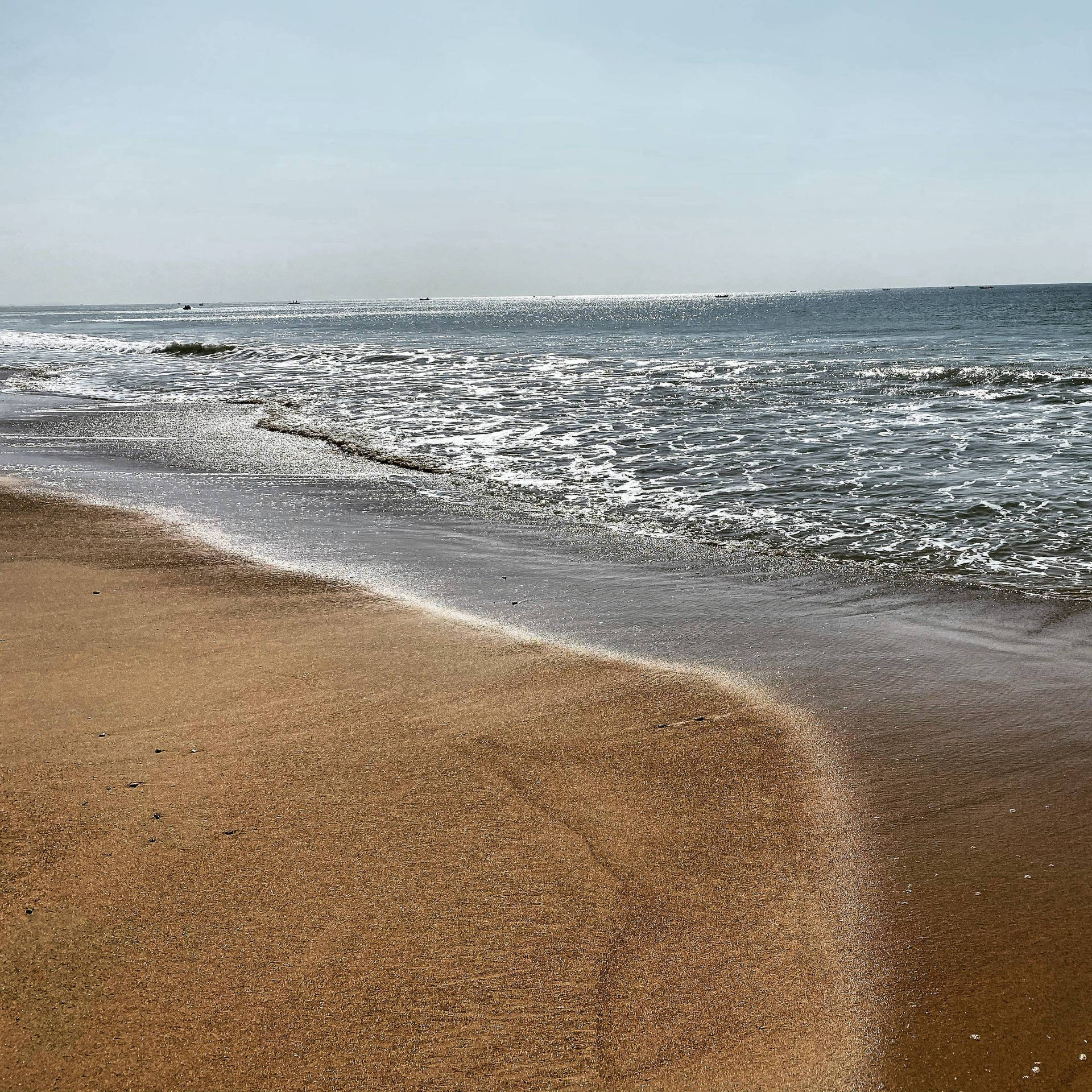 Karachi Cape Monze Beach Background