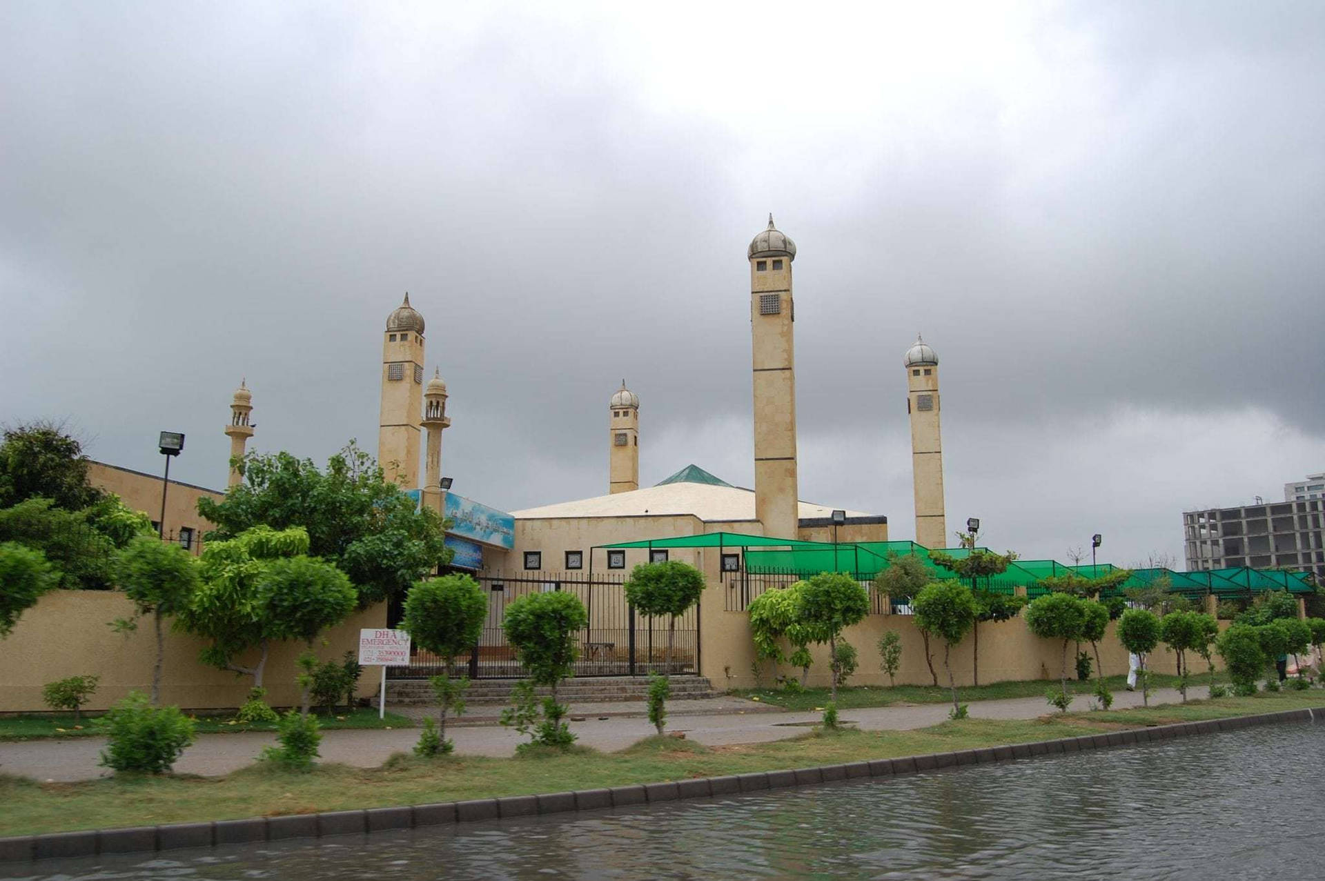 Karachi Dha Mosque Background