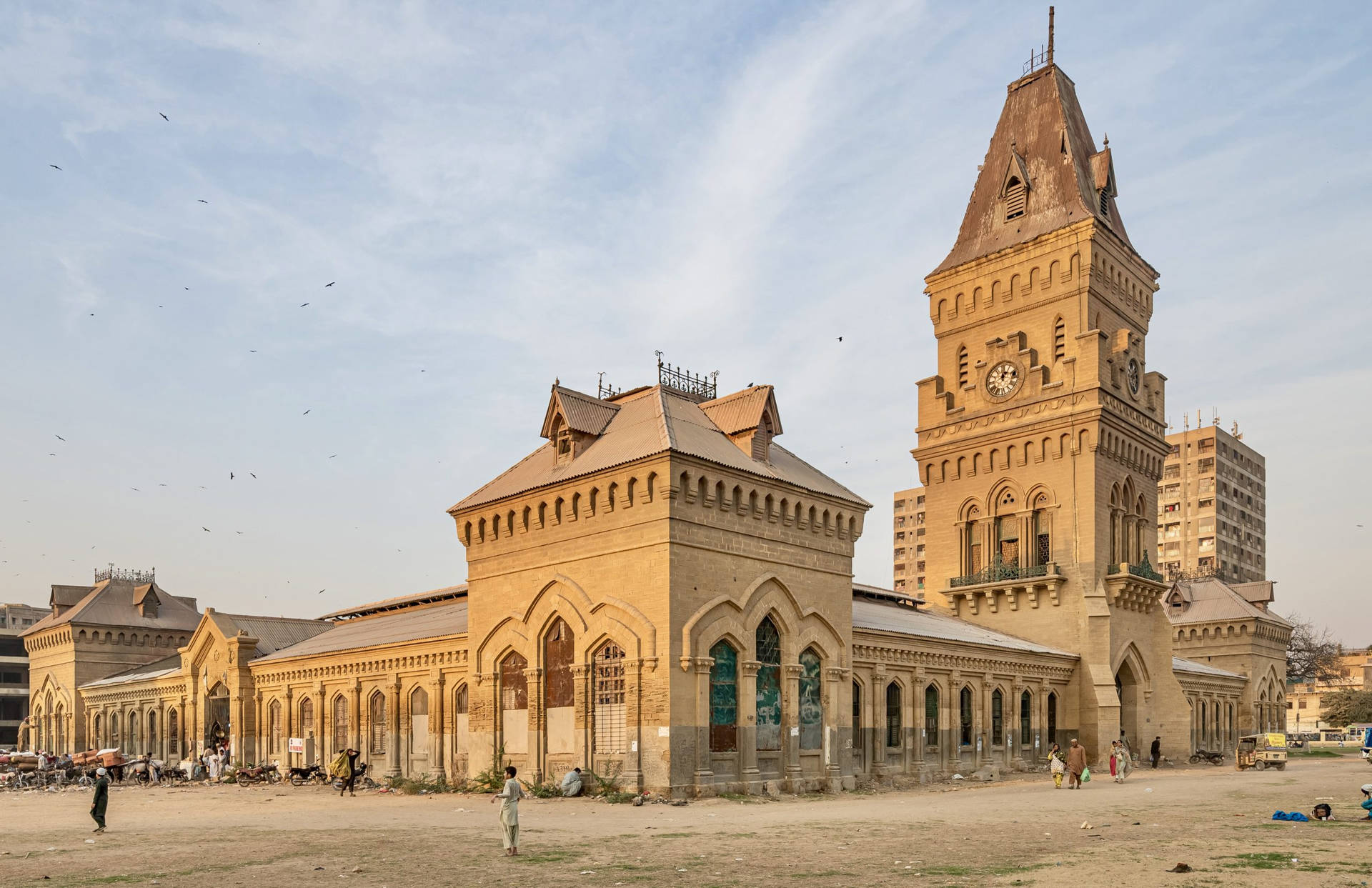 Karachi Empress Market Background