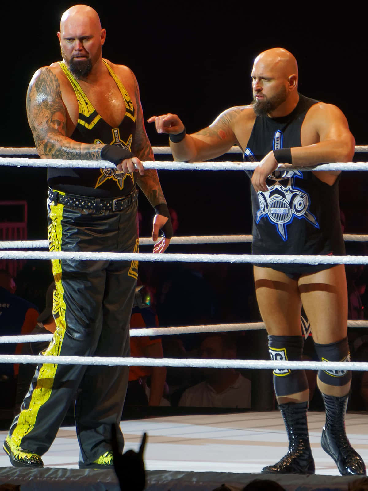 Karl Anderson Chilling On The Ring Background