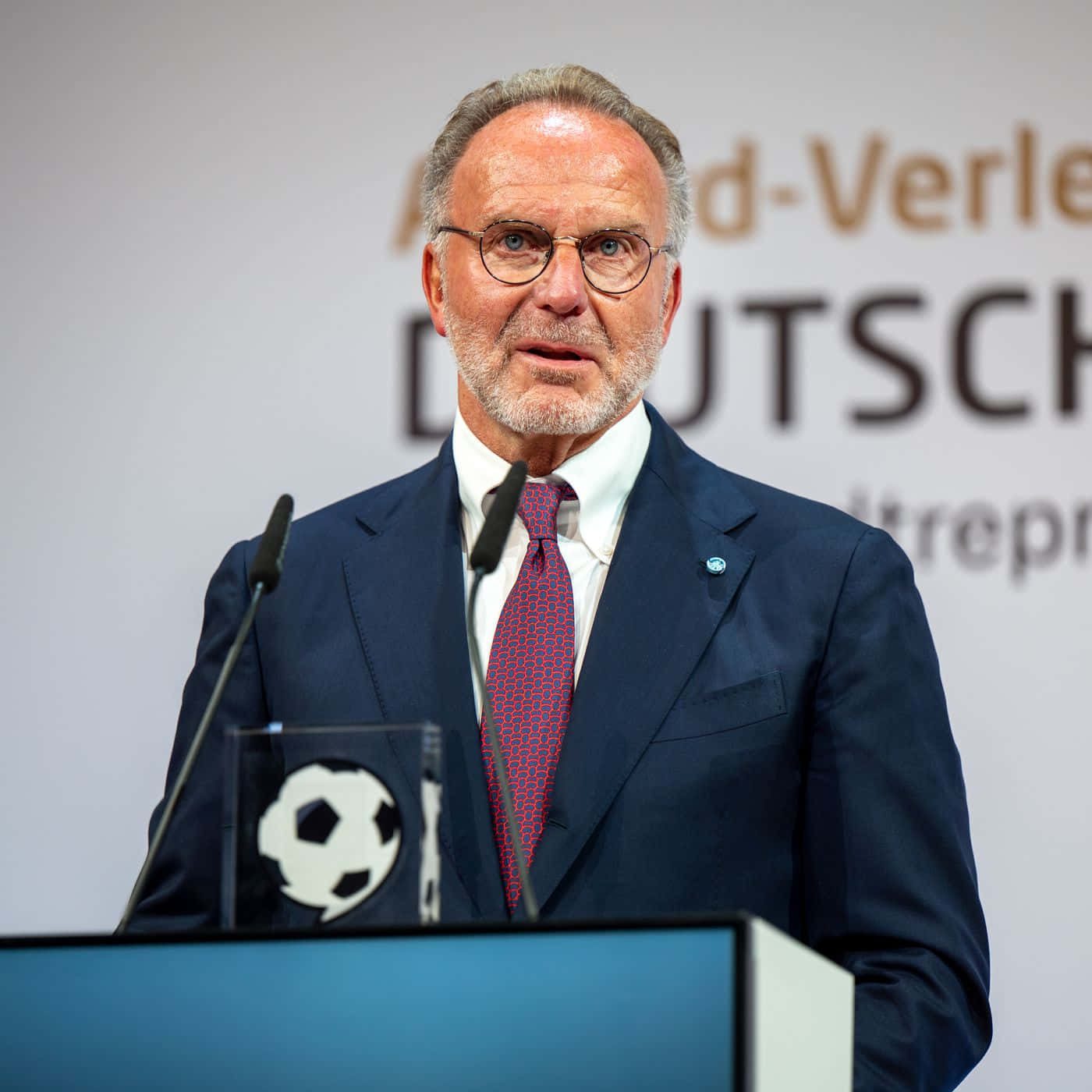 Karl-heinz Rummenigge 2021 German Football Ambassador Award Ceremony Background