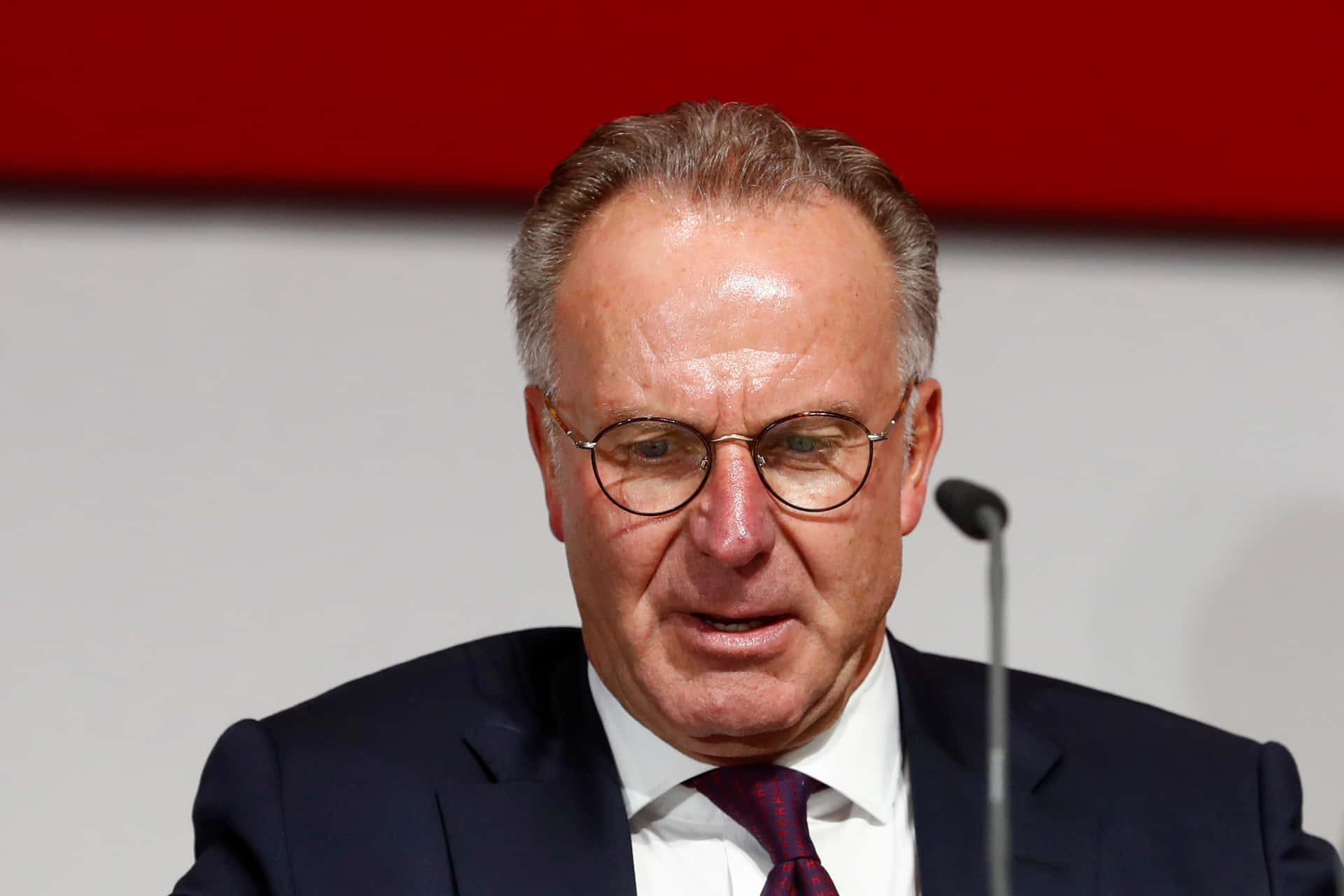Karl-heinz Rummenigge Fc Bayern München Annual General Assembly Background
