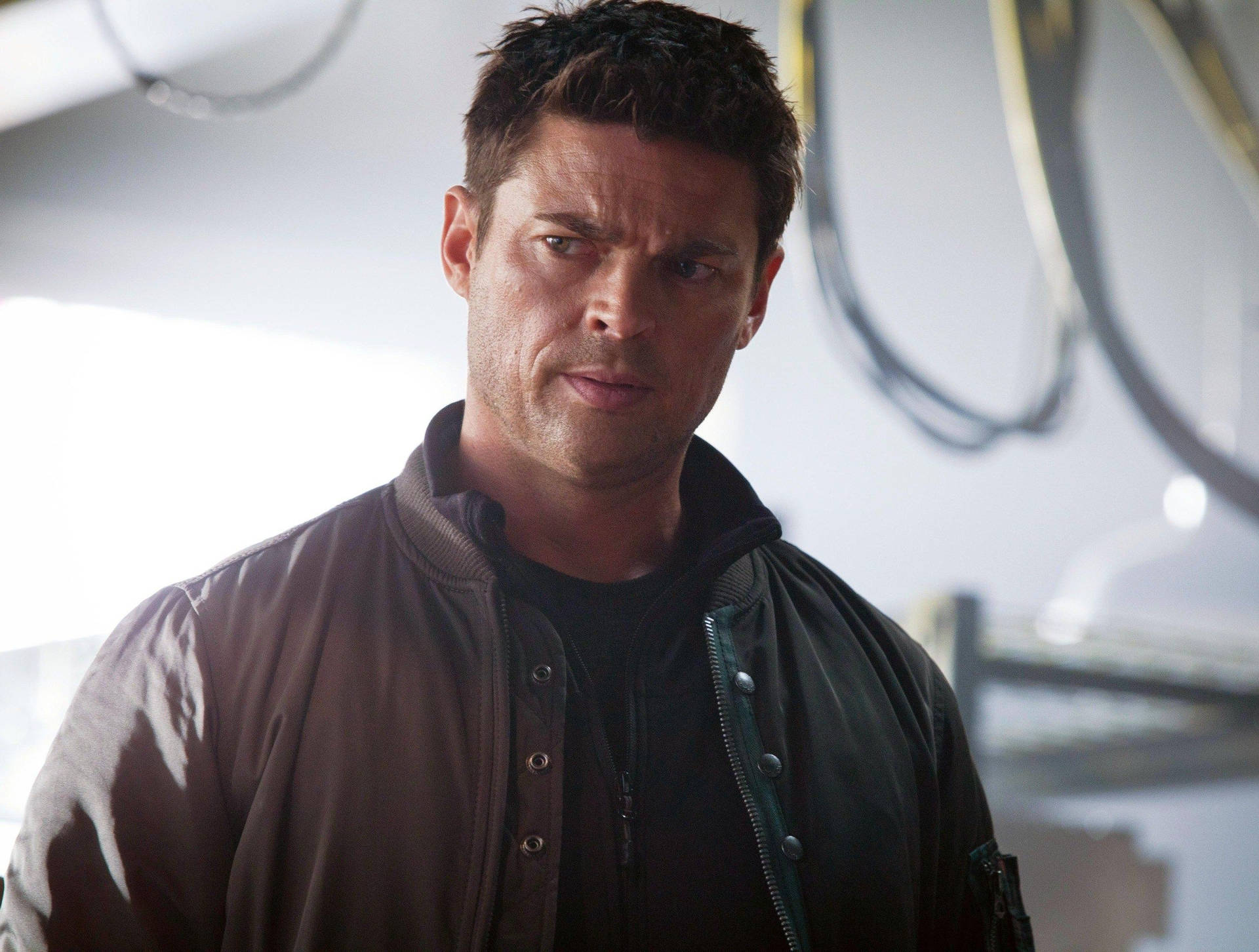 Karl Urban John Kennex Almost Human