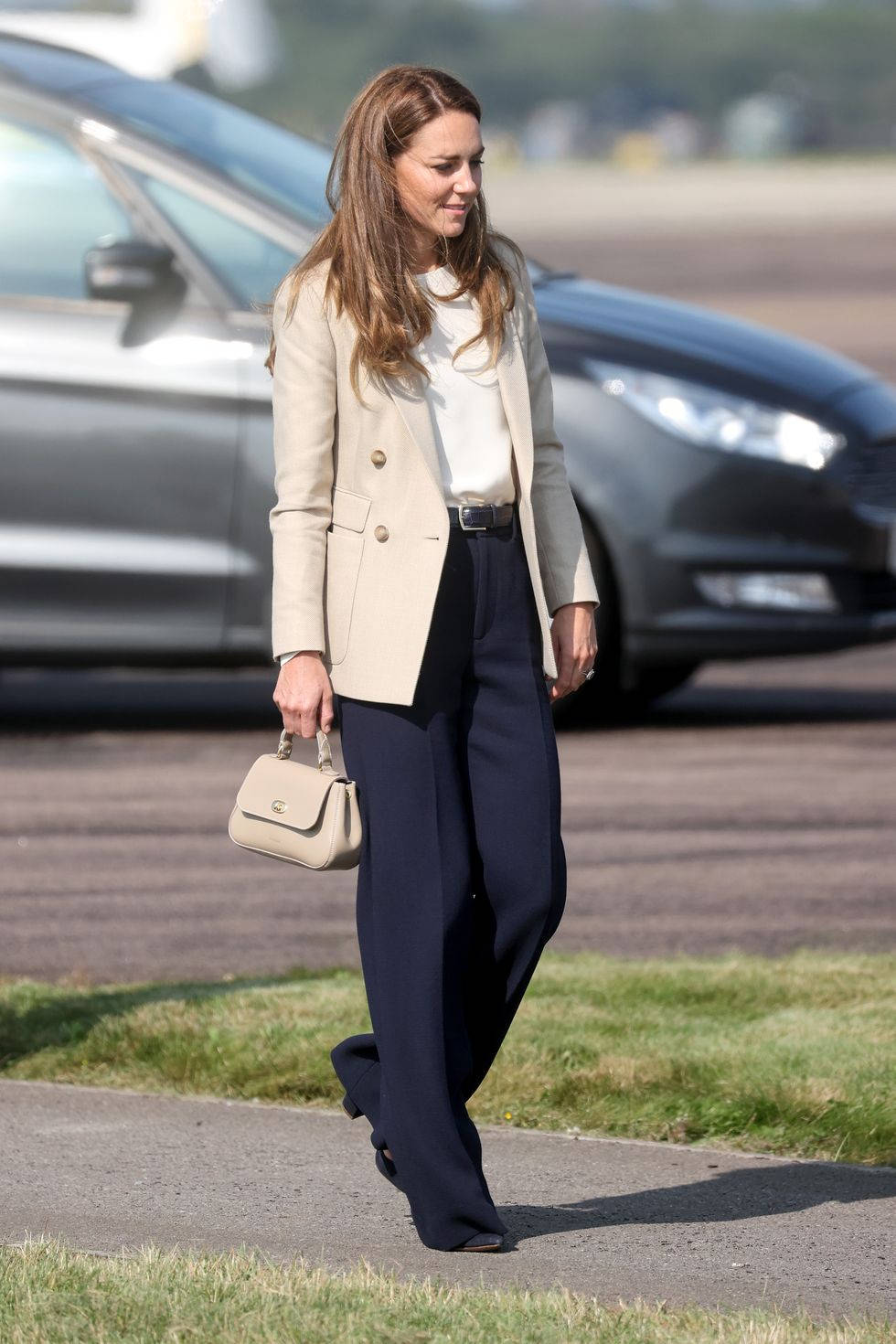 Kate Middleton Reiss Blazer Background