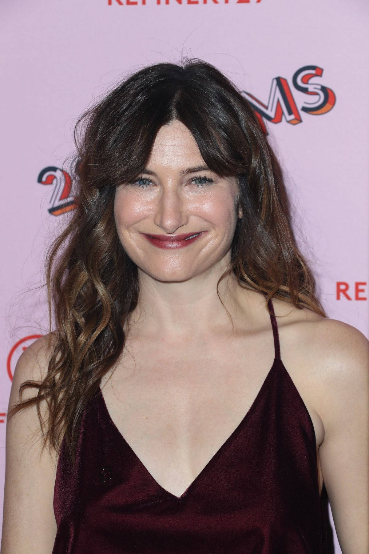 Kathryn Hahn Hollywood Celebrity Background