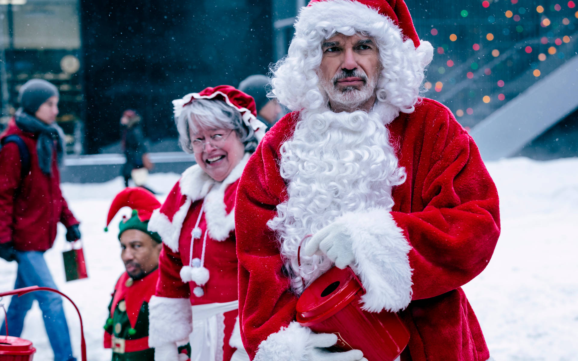 Kathy Bates In Bad Santa 2 Background