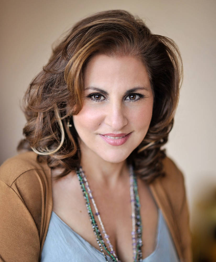 Kathy Najimy Focused Photo Background