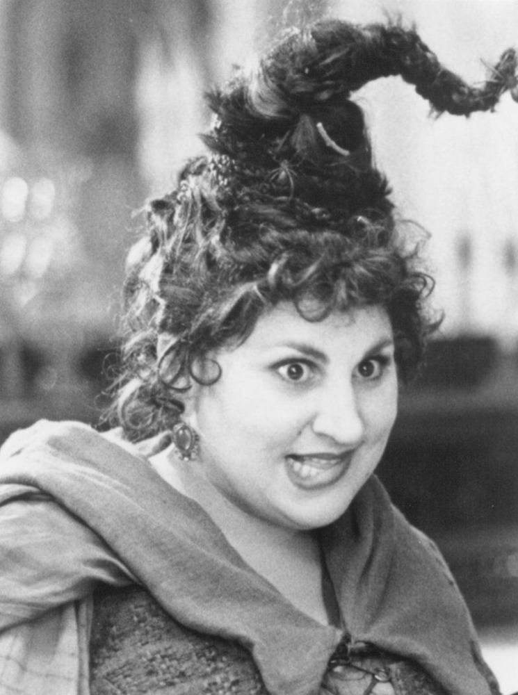 Kathy Najimy In 1993 Hocus Pocus Background