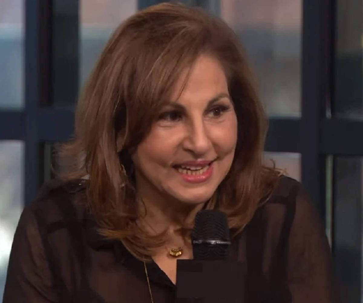 Kathy Najimy Still Photo Background