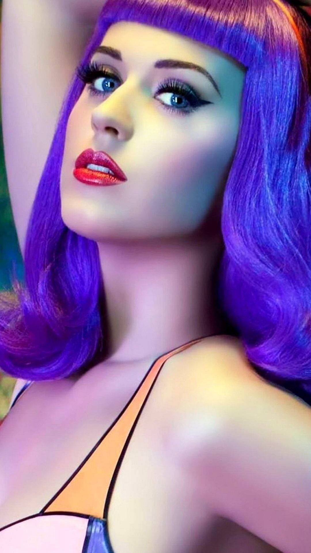 Katy Perry Rocking A Purple Wig! Background