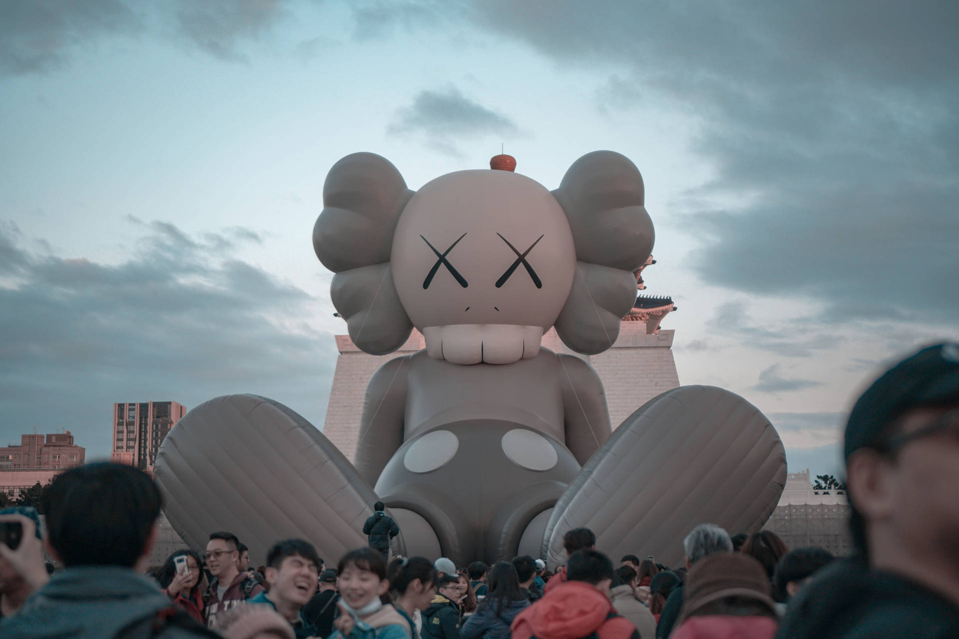Kaws Pc Huge Inflatable Background
