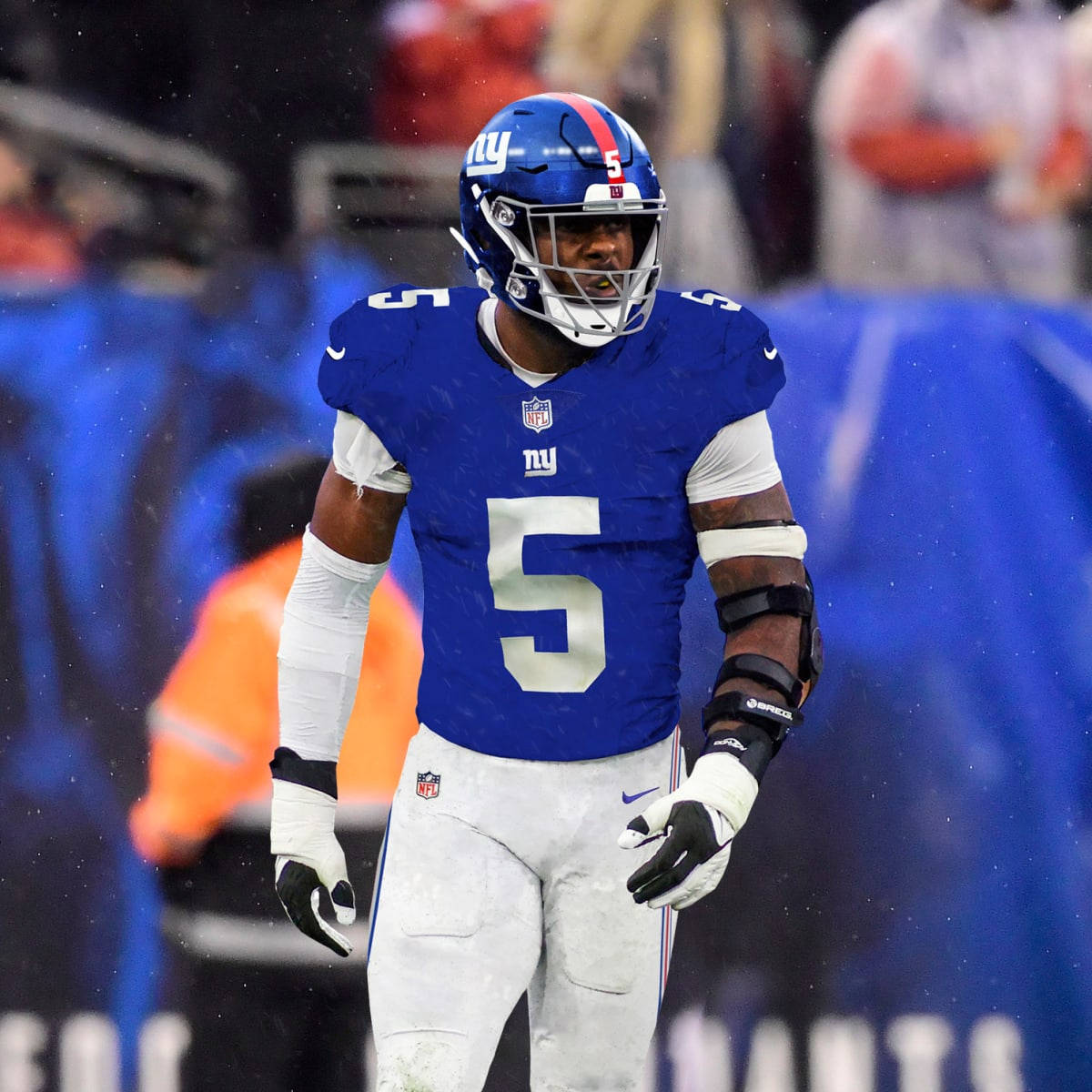 Kayvon Thibodeaux Football Player New York Giants Background