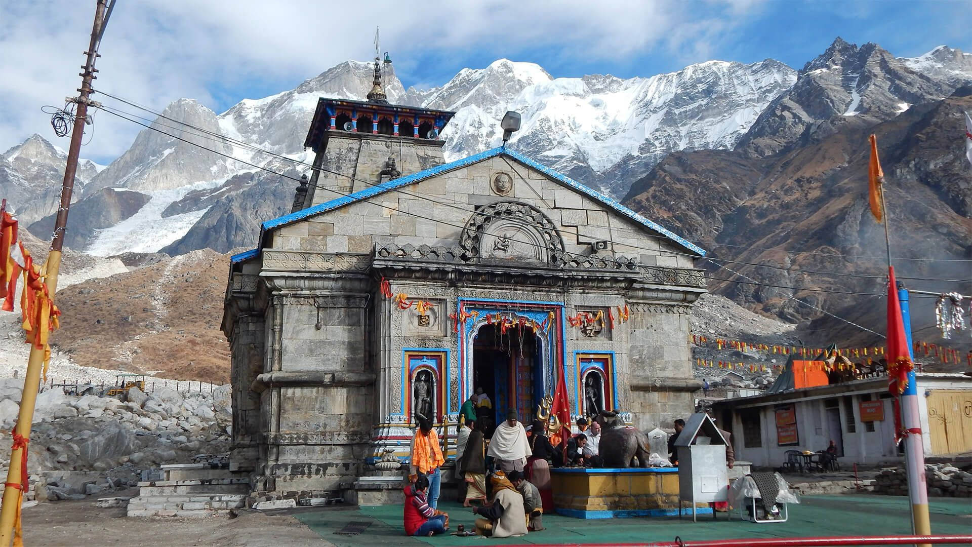 Kedarnath Temple People 4k Background