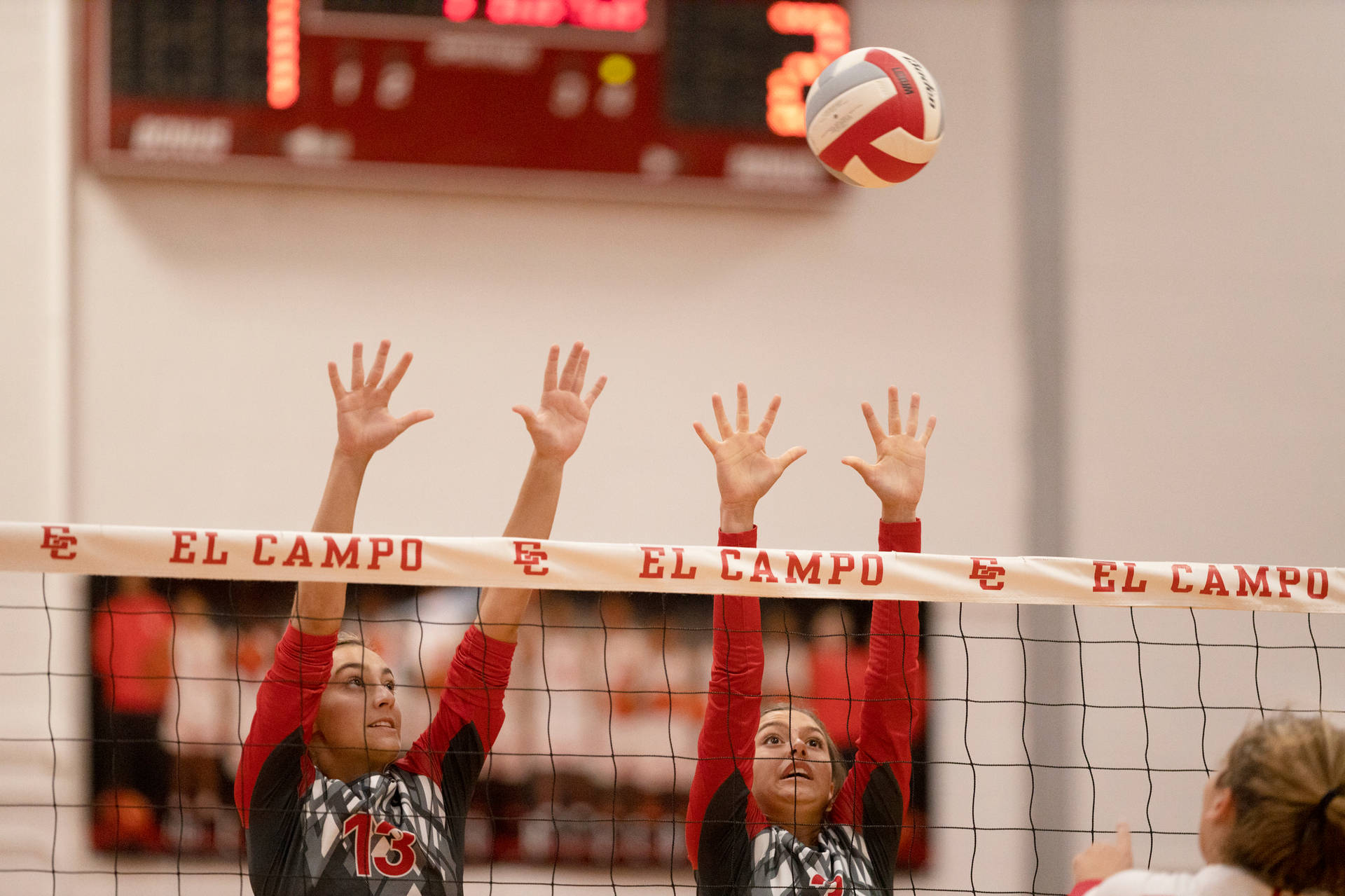 Keep Track Of Your Stats In A Stylish Way By Combining A Laptop And Volleyball Together! Background