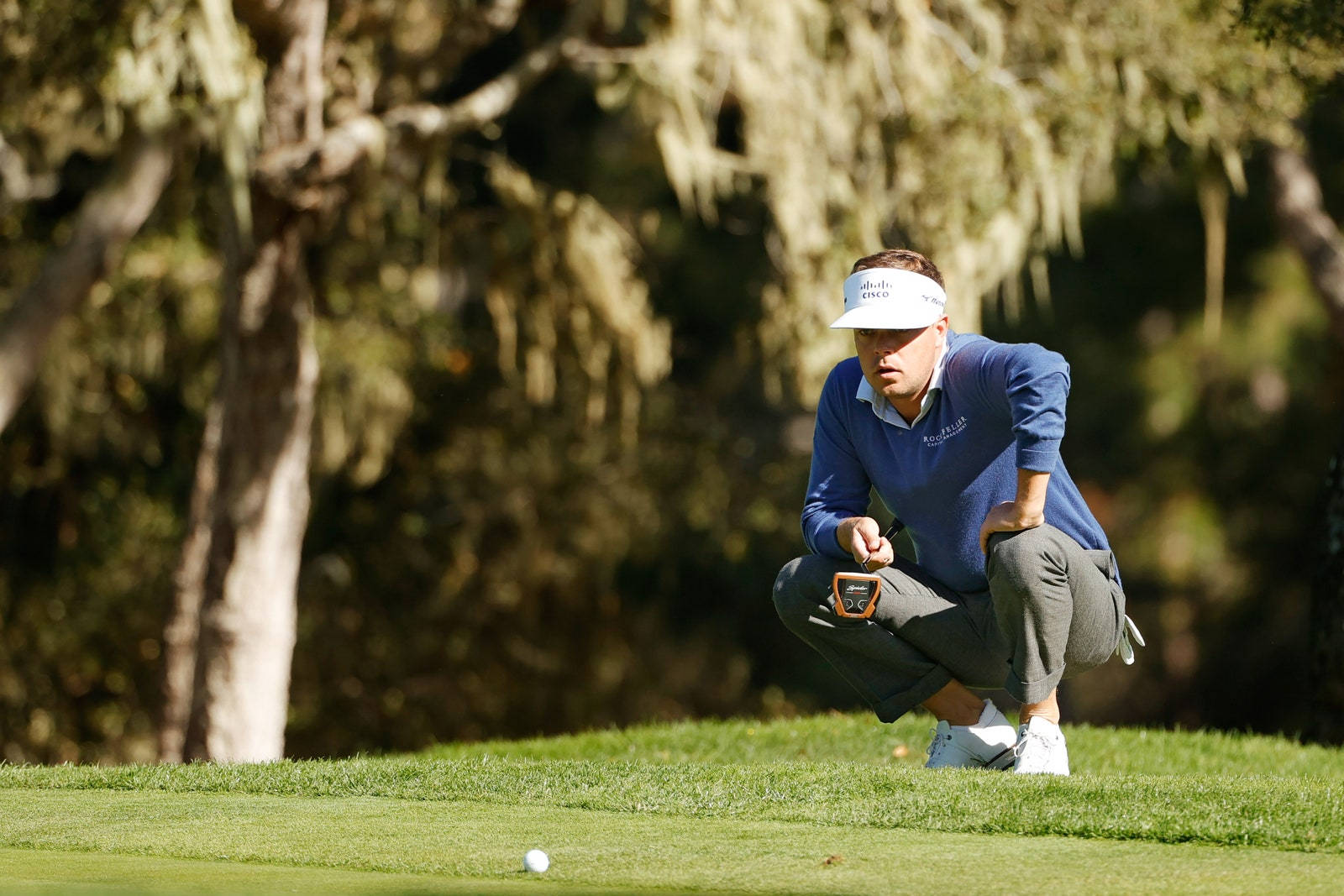 Keith Mitchell Observing A Ball Background