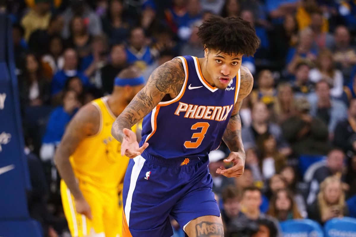 Kelly Oubre Jr. Funny Facial Expression Background