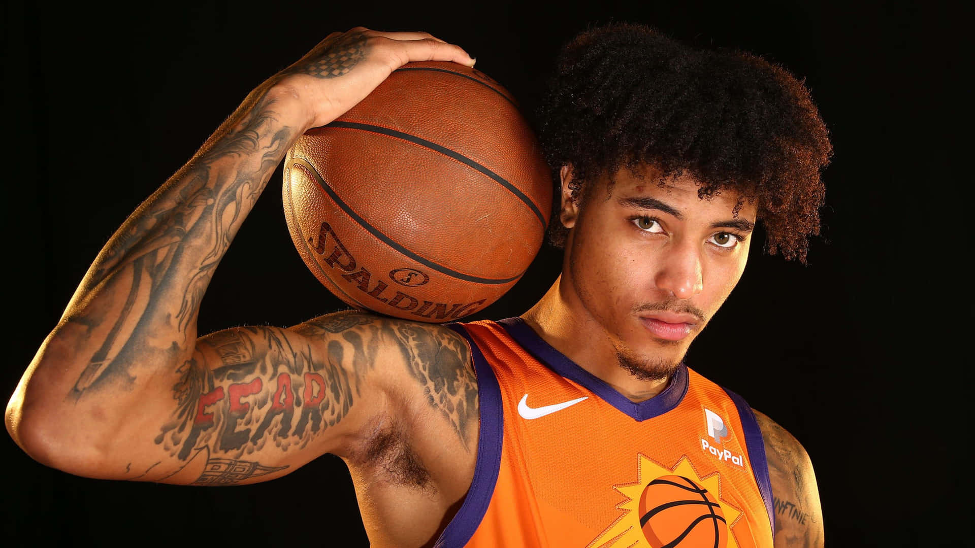 Kelly Oubre Jr Poses For The Camera Background