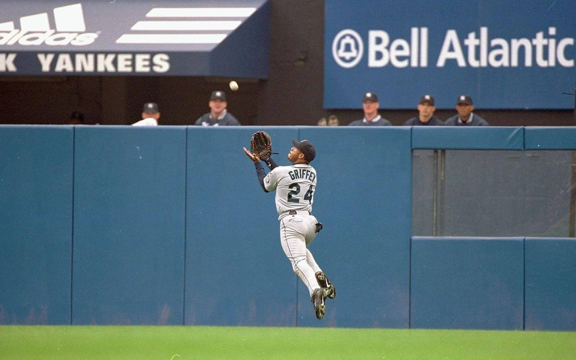 Ken Griffey Jr. In Action Background