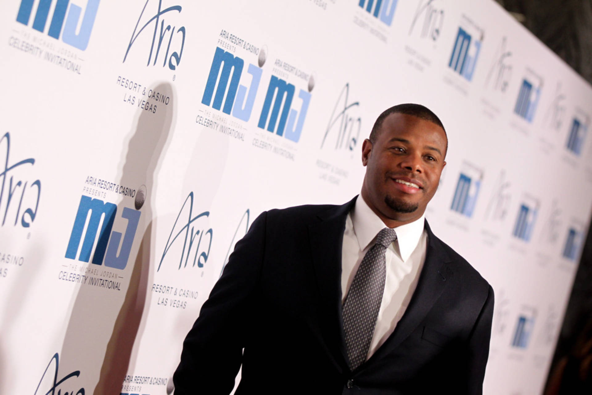 Ken Griffey Jr. Red Carpet Background