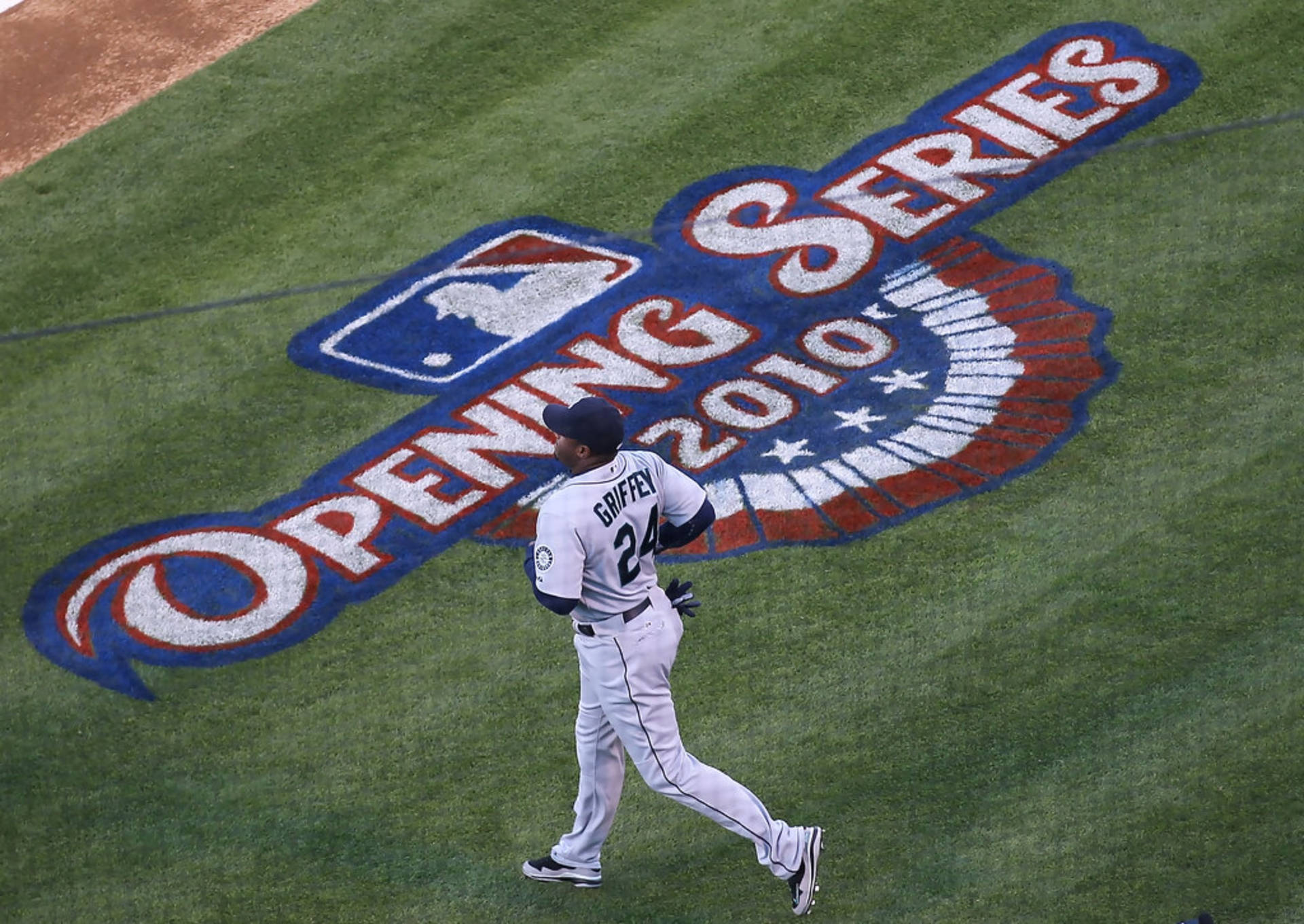 Ken Griffey Jr. Running On Field Background