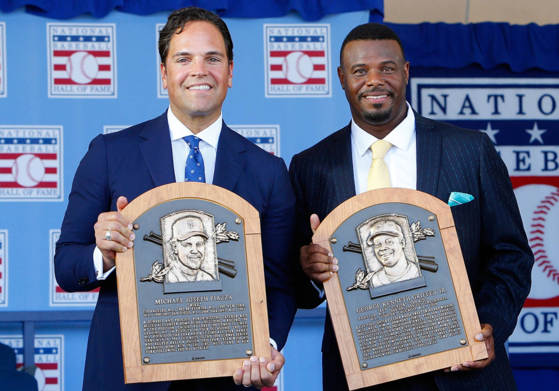 Ken Griffey Jr With Michael Piazza