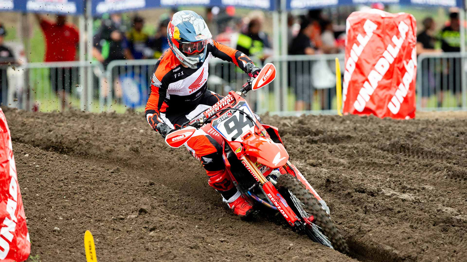 Ken Roczen Slide Style Race Background