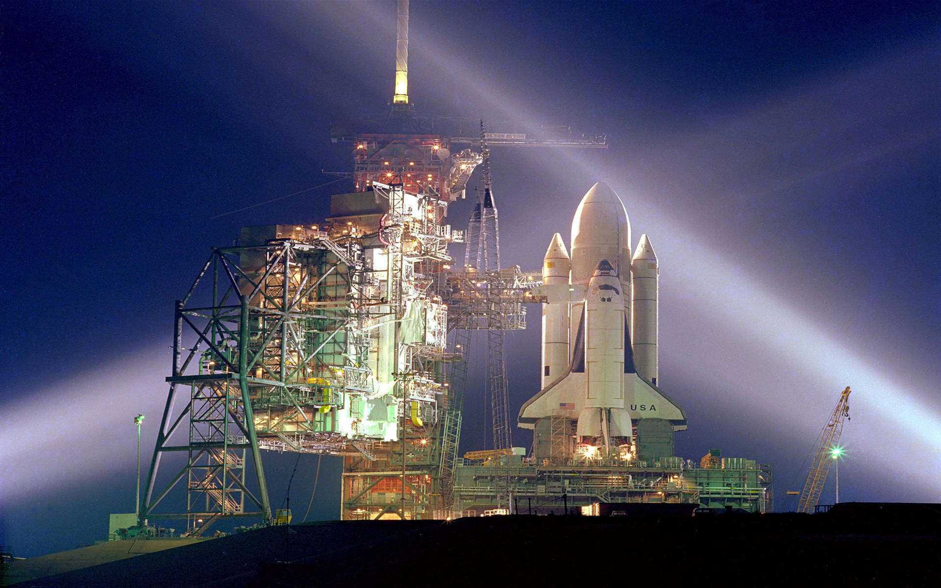 Kennedy Space Center Spotlight On Sts-1 Background