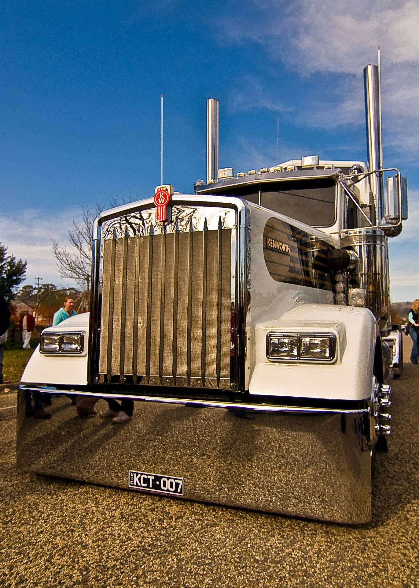 Kenworth Shiny Bumper Chrome Background