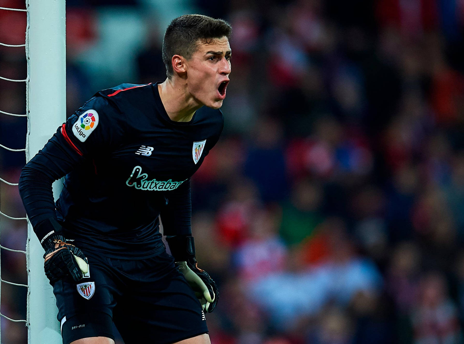 Kepa Arrizabalaga Shouting While Playing Background