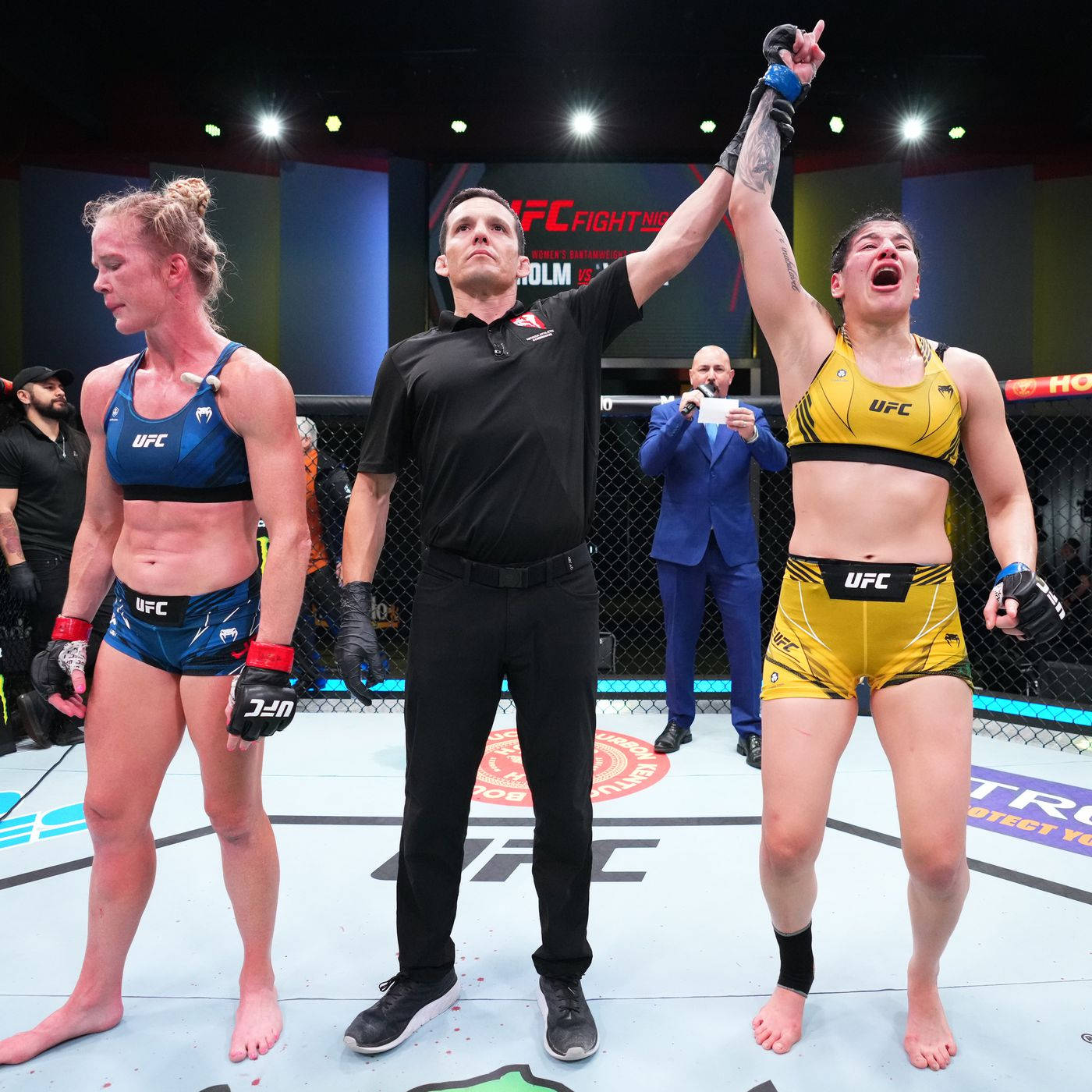 Ketlen Vieira Defeats Holly Holm