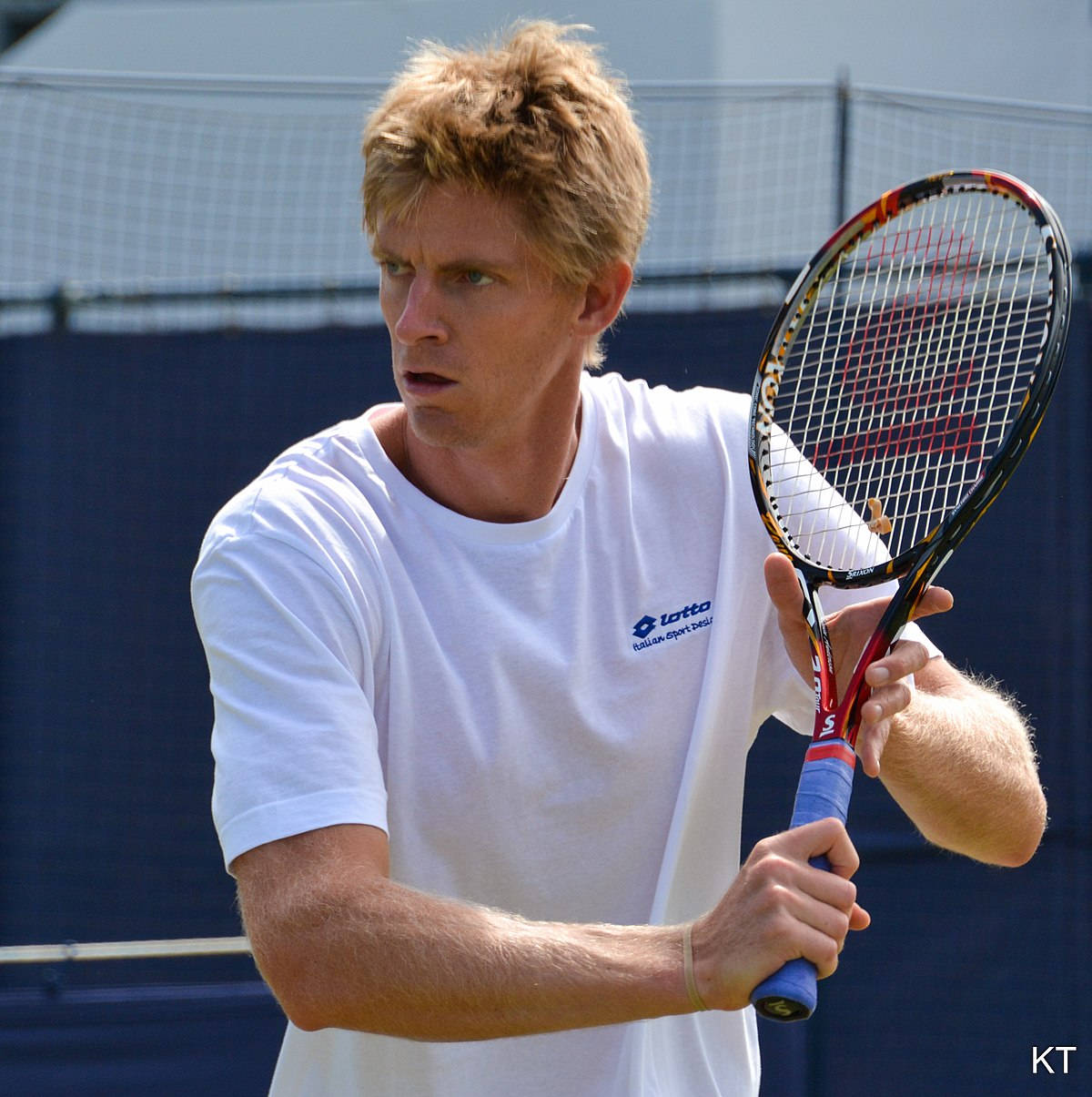 Kevin Anderson In Action Background