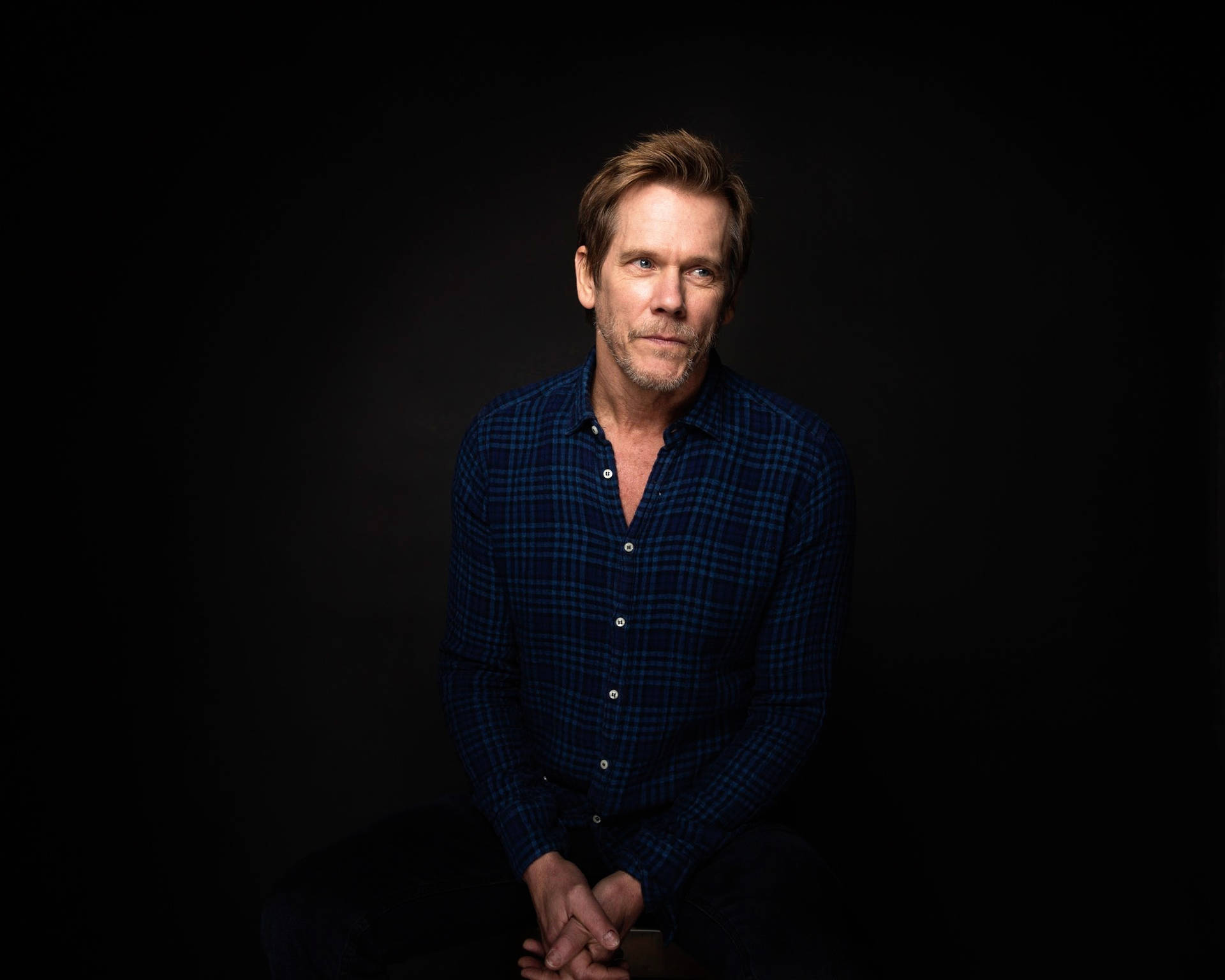 Kevin Bacon In Formal Shirt Background