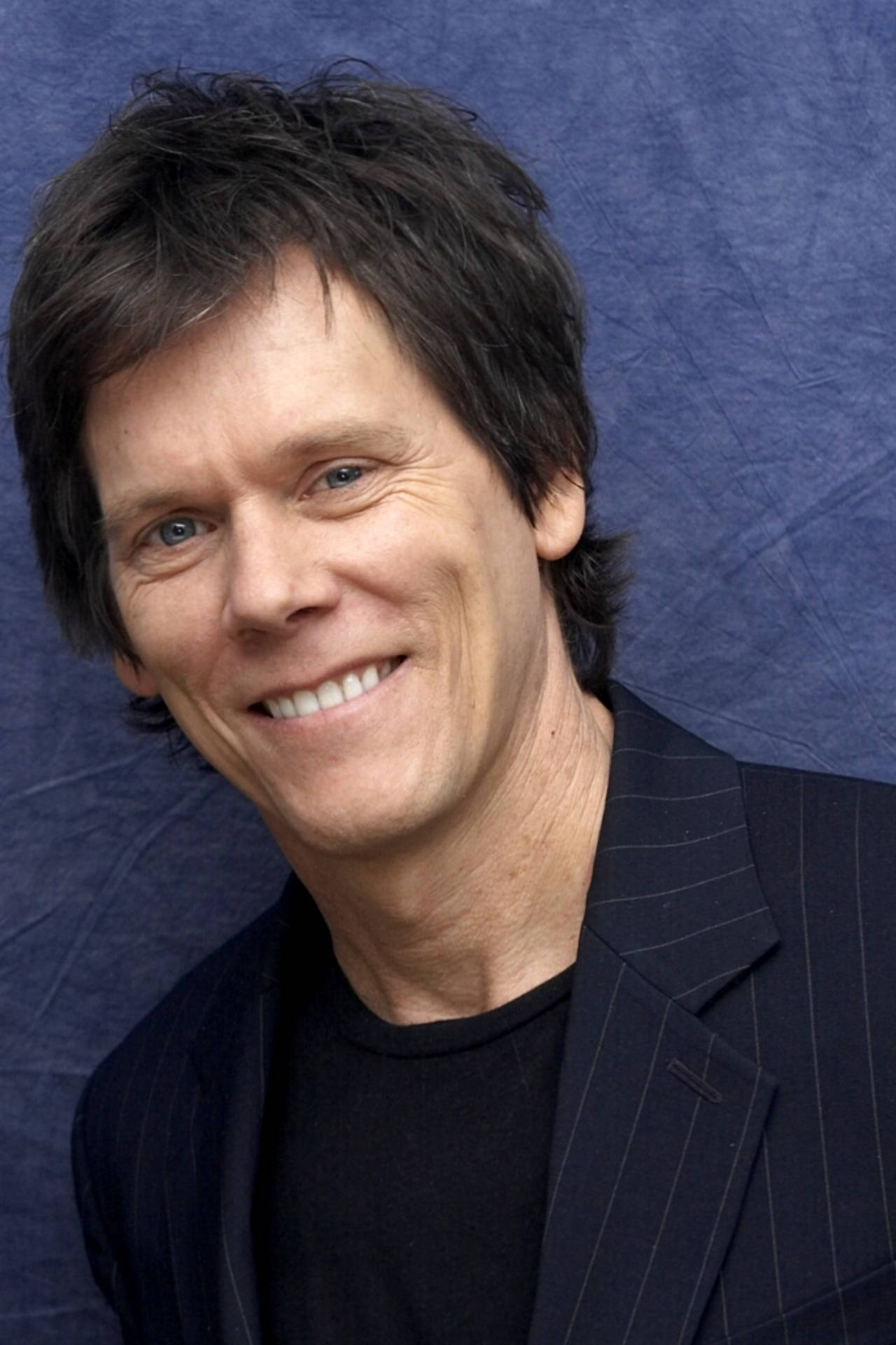 Kevin Bacon Picture Perfect Background