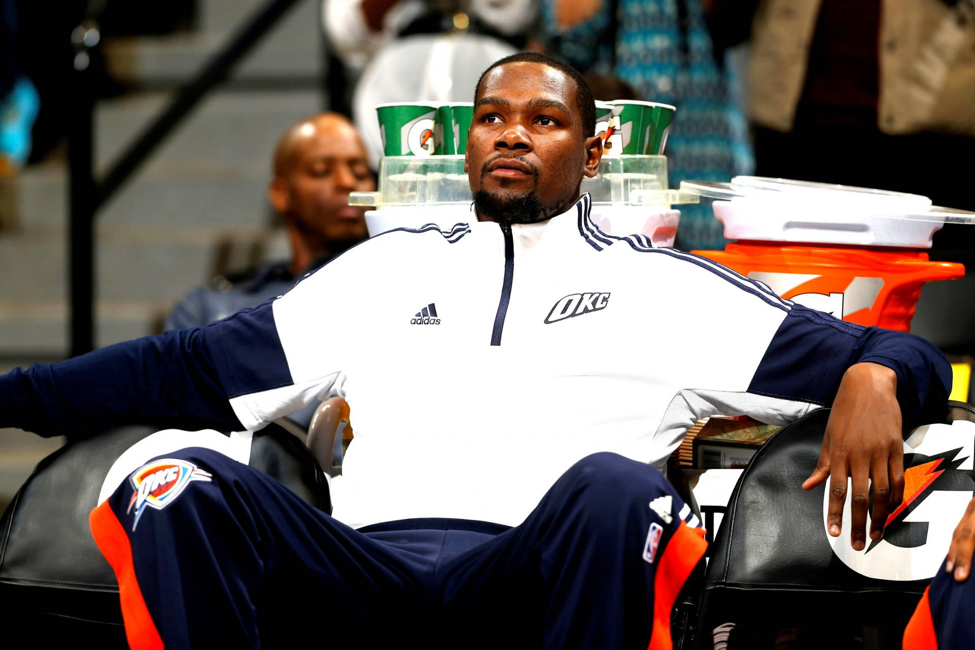 Kevin Durant Courtside Background