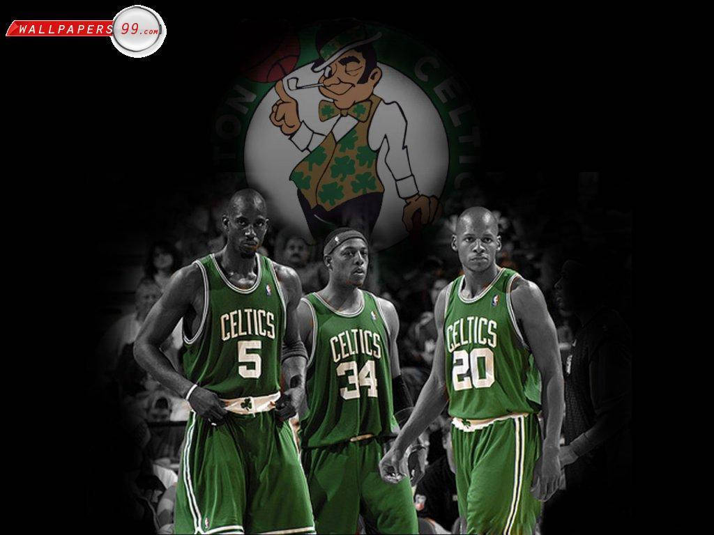 Kevin Garnett With Celtics Players Background