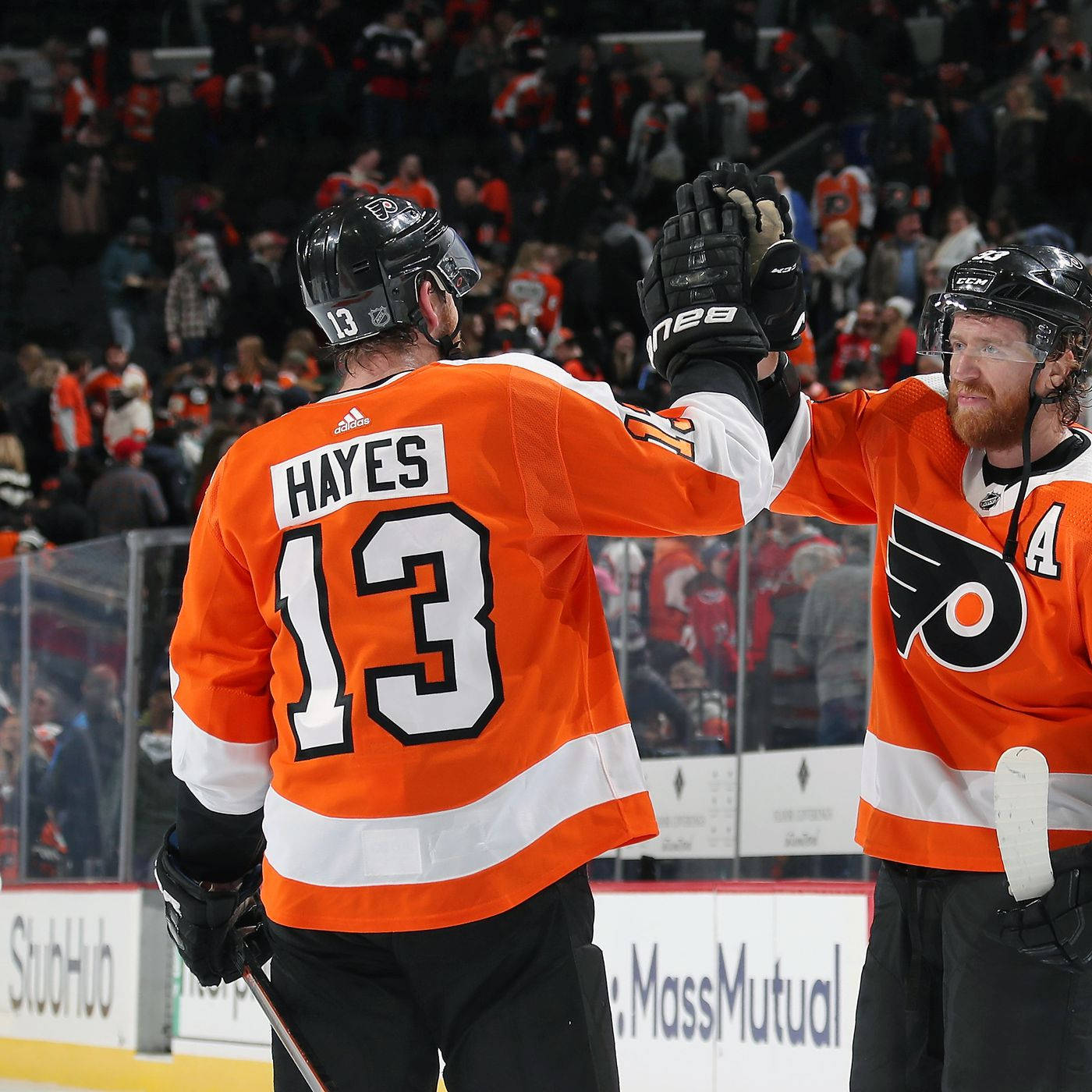 Kevin Hayes And Claude Giroux High Five Background