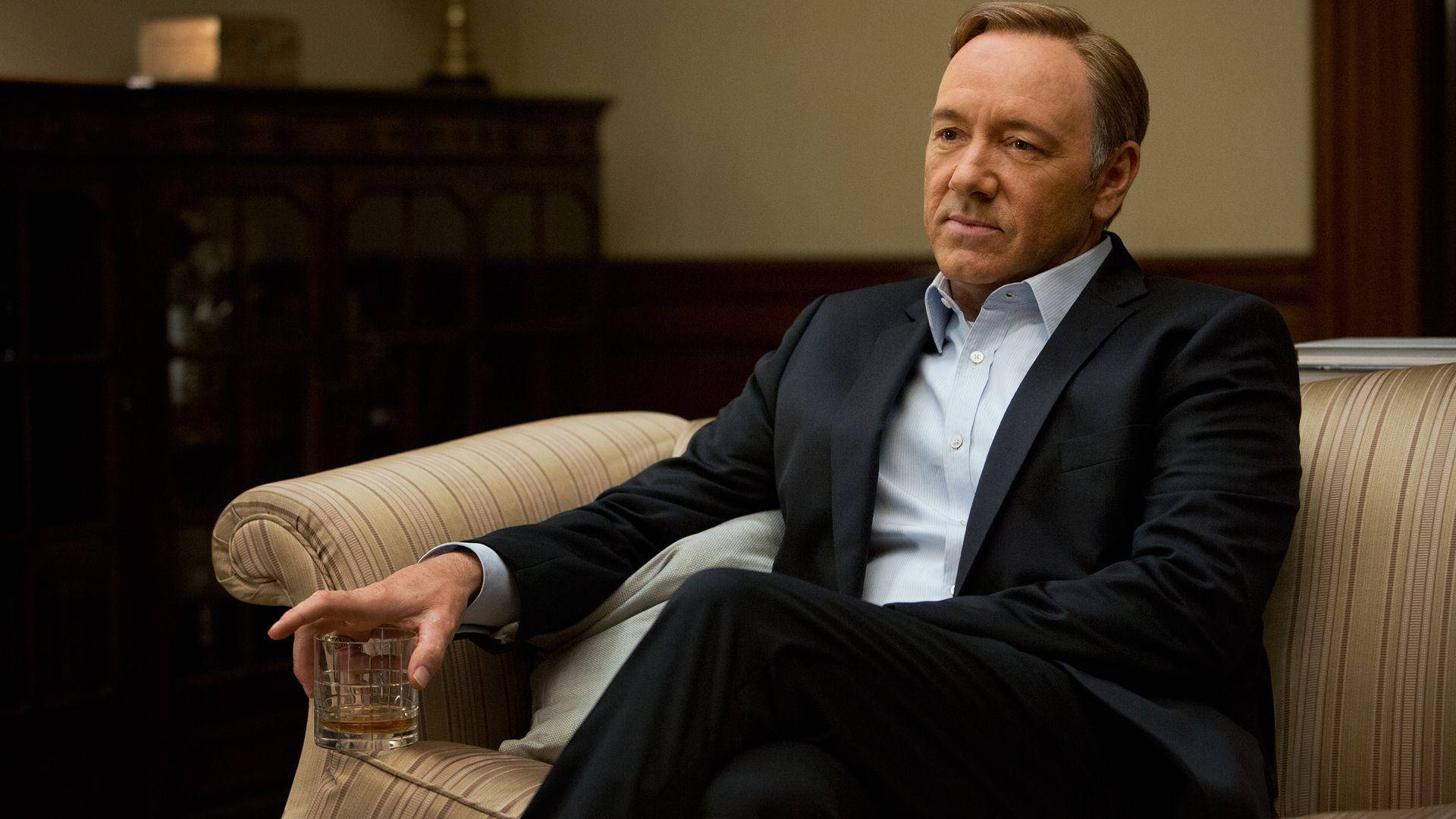 Kevin Spacey Cross Legs