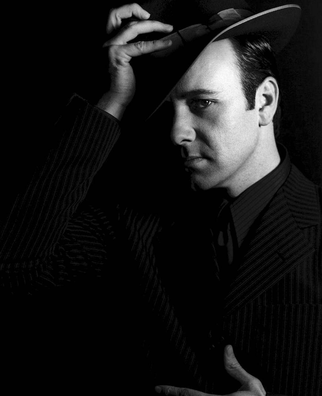 Kevin Spacey Picture Is Black And White Background