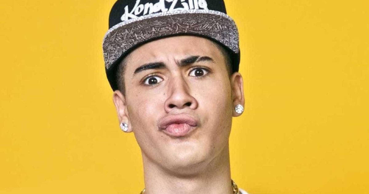 Kevinho With Canal Kondzilla Cap Background