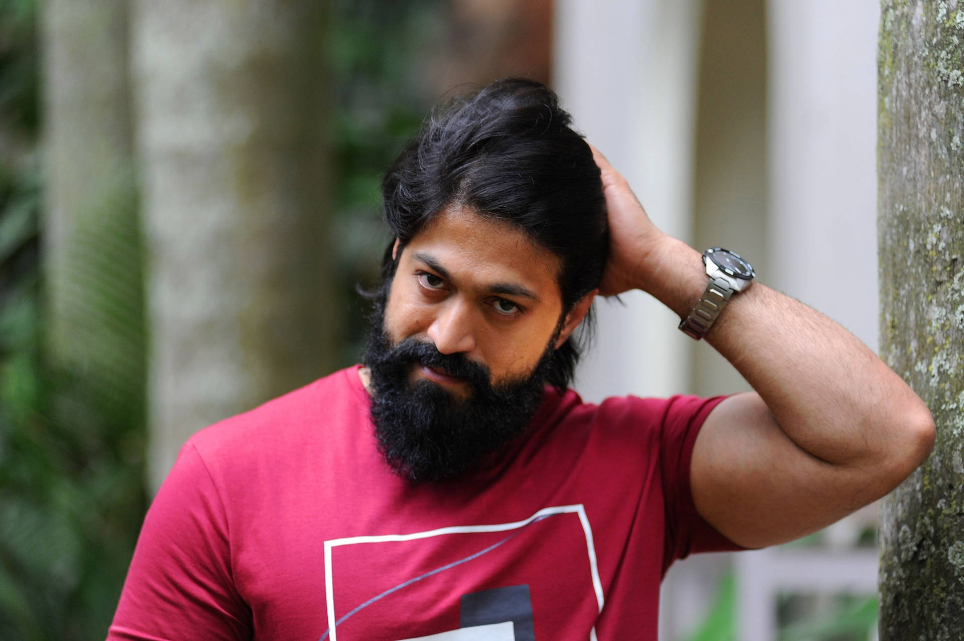 Kgf Yash - The Crest Of Indian Cinema Background