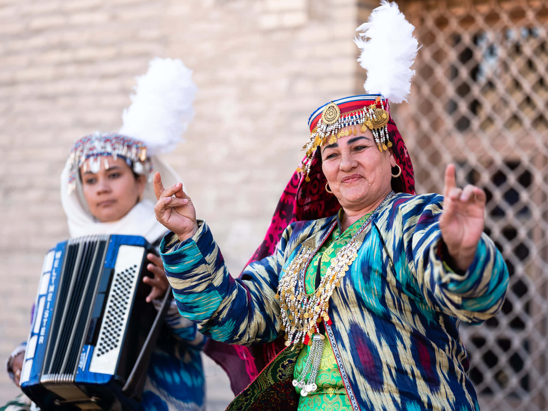 Khiva Happy Women Accordion Background