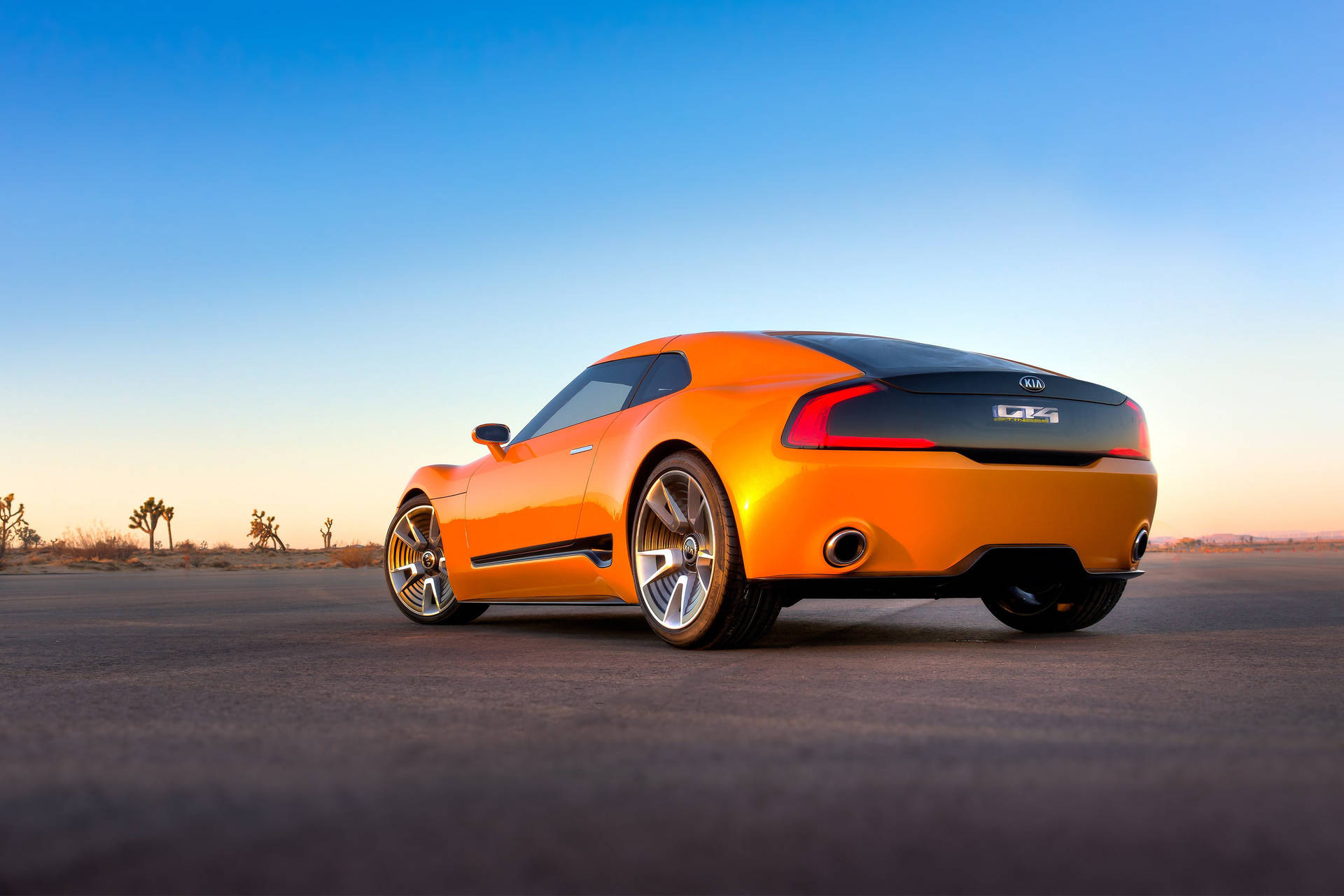 Kia Gt4, Sports Car, Orange, Side View Background