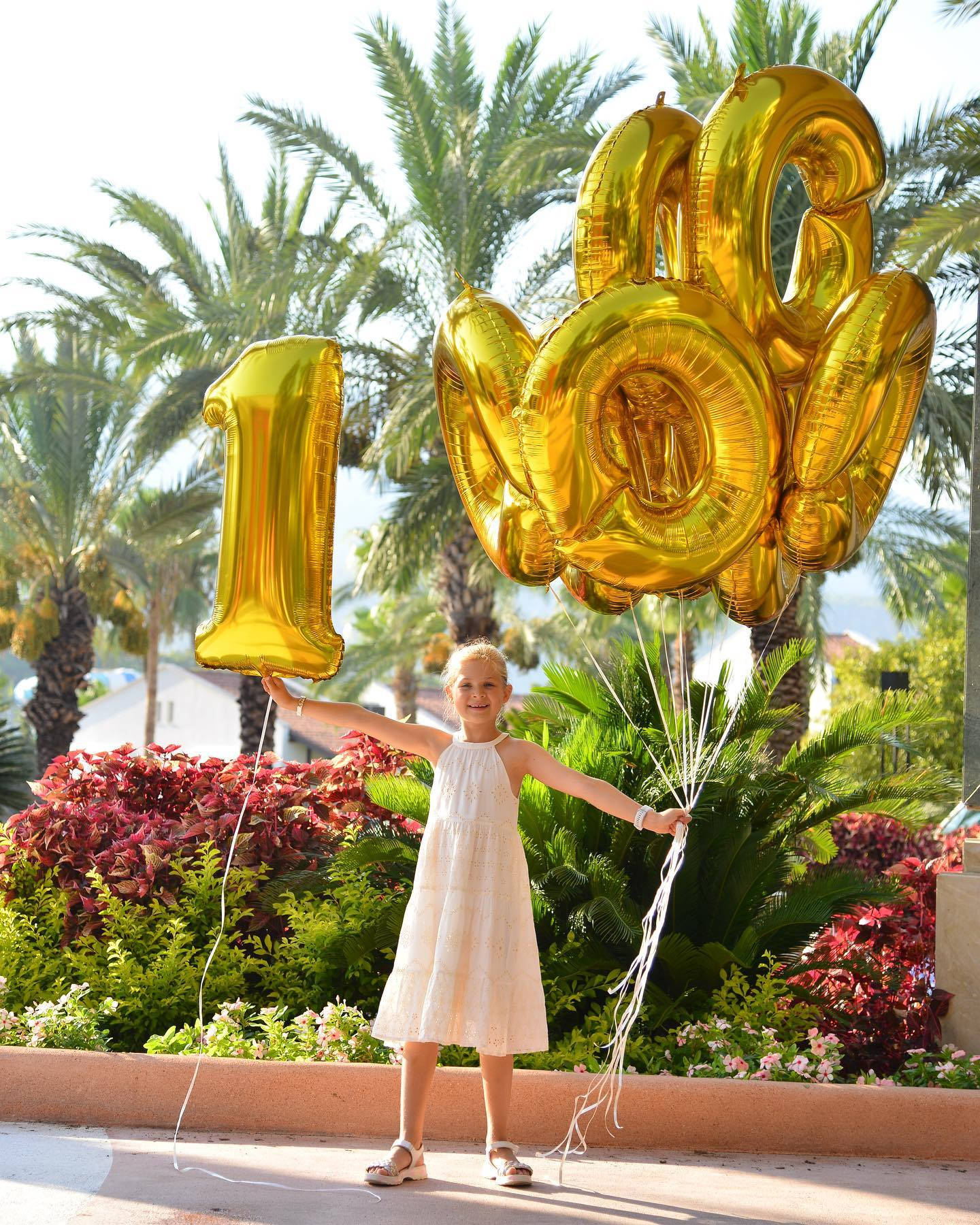 Kids Diana Show Celebratory Balloons