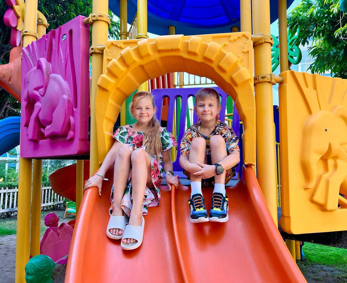 Kids Diana Show In The Playground