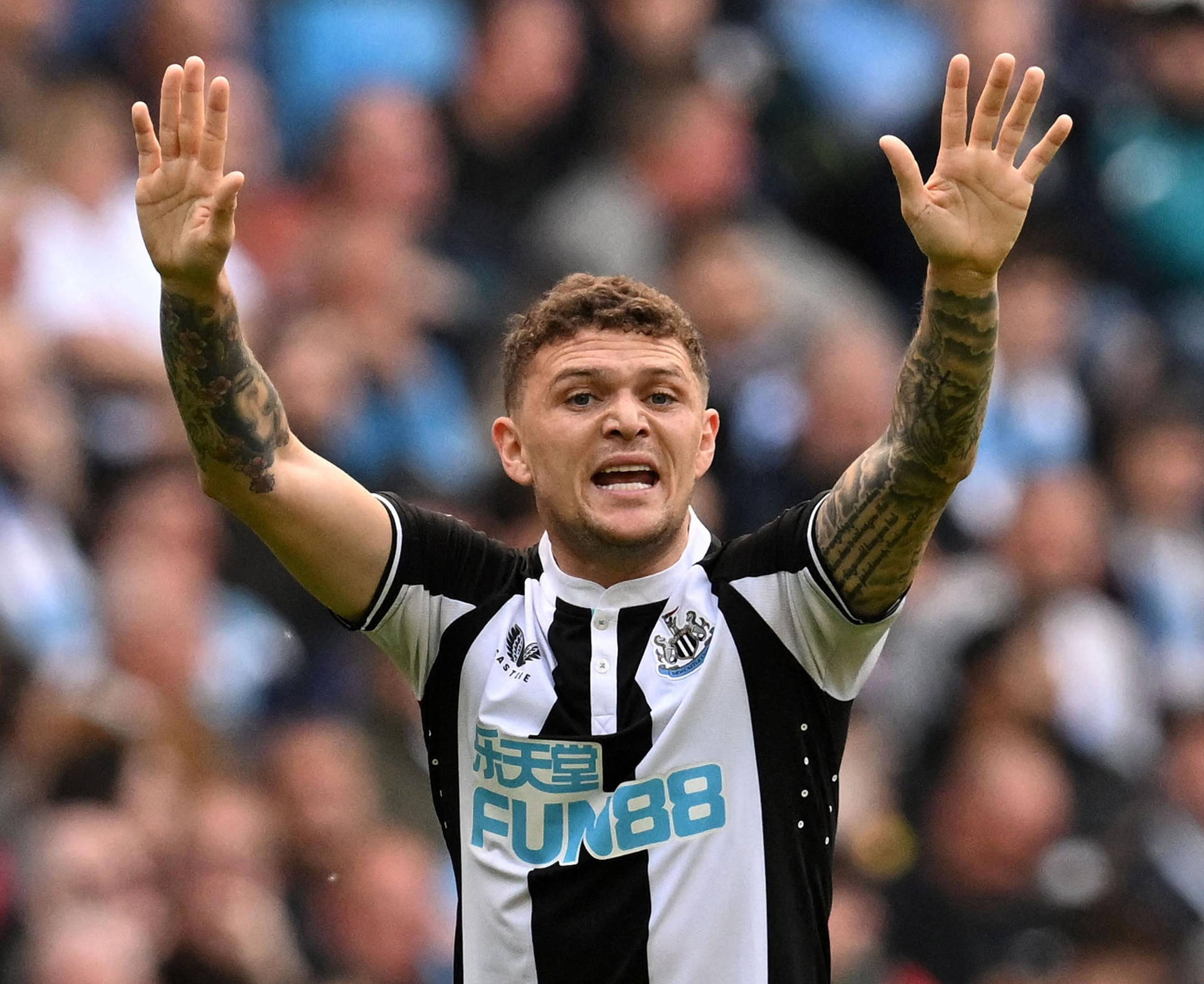 Kieran Trippier Arms Up