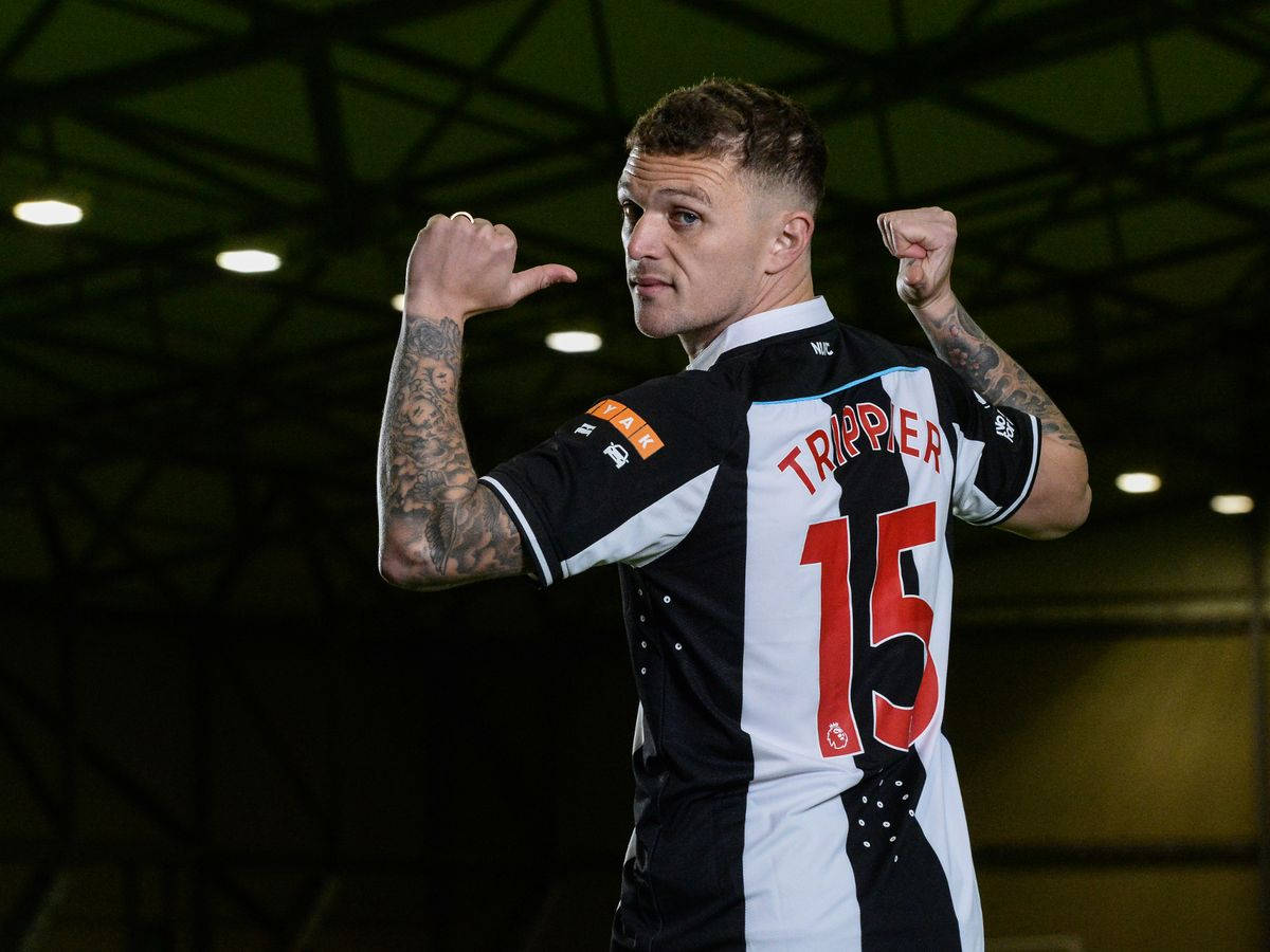 Kieran Trippier Pose Background