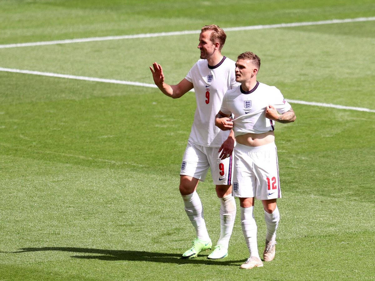 Kieran Trippier With Teammate Background