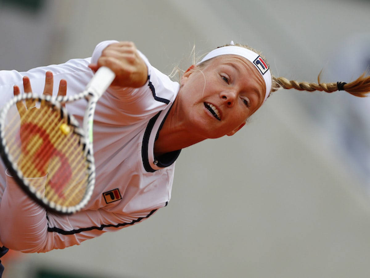 Kiki Bertens Bending Forward